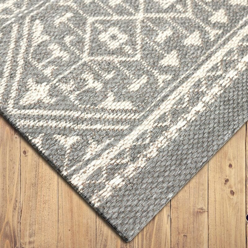 Mainstays Woven Medallion 7a x 10a Outdoor Rug - Polypropylene/Polyester - Light Gray - Image 2