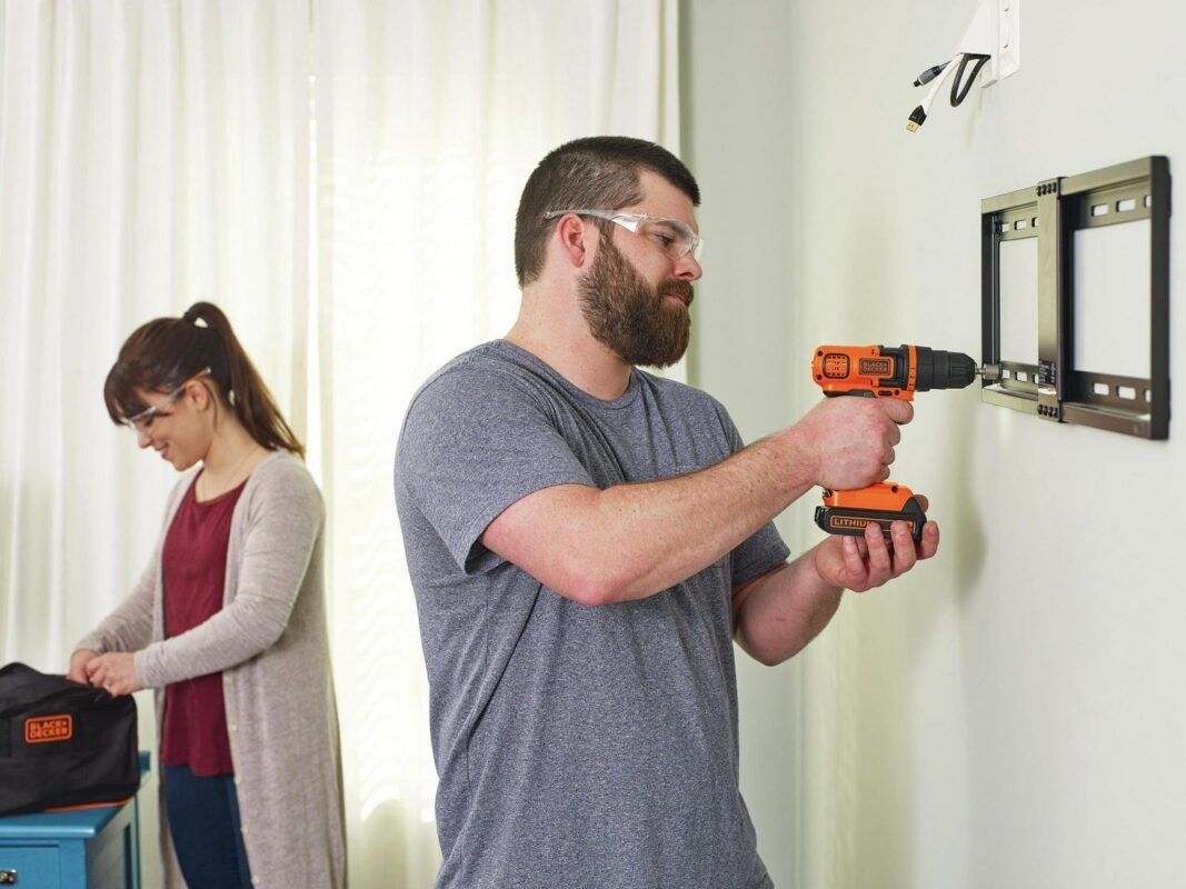 BLACK+DECKER 20-Volt MAX* Lithium Drill/Driver and 68-Piece Project Kit, LDX120PK - Image 9