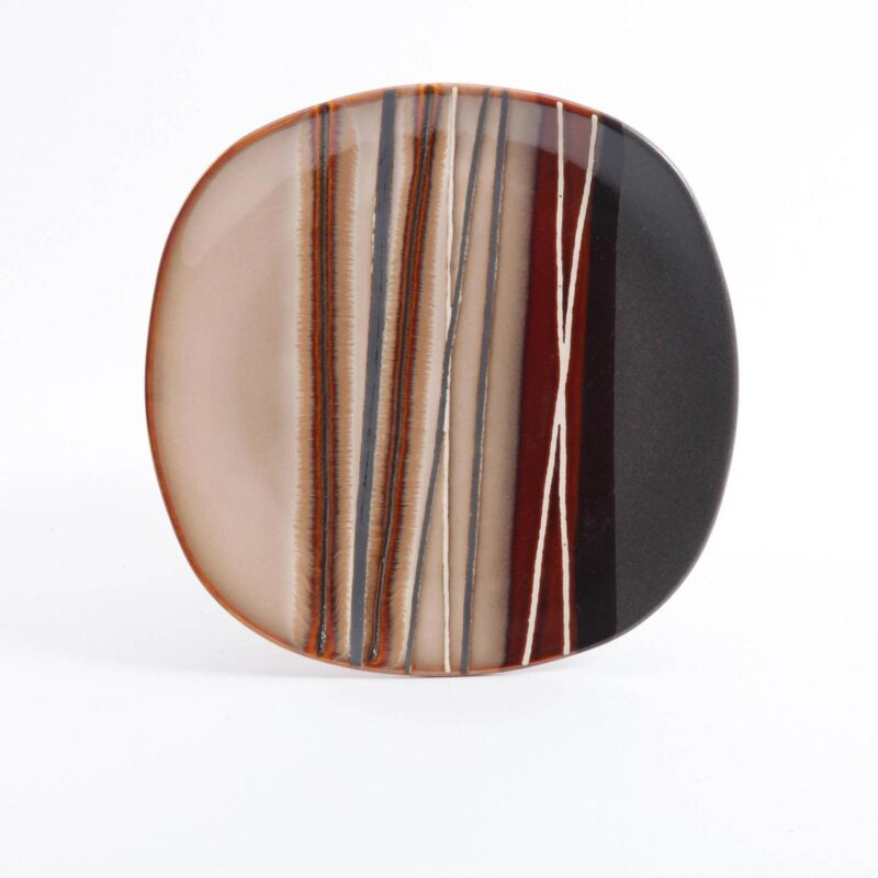 Better Homes and Gardens Bazaar Dinnerware, Brown, Set of 16 - Image 5