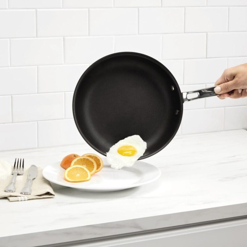 Cuisinart AdvantageA Pro Dishwasher Safe Hard Anodized Cookware 12-Piece Set, DS92-12 - Image 4