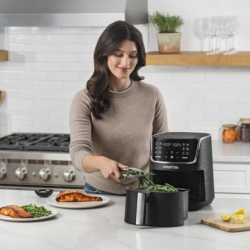 Gourmia 4 Qt Air Fryer with 12 Cooking Presets - Image 3