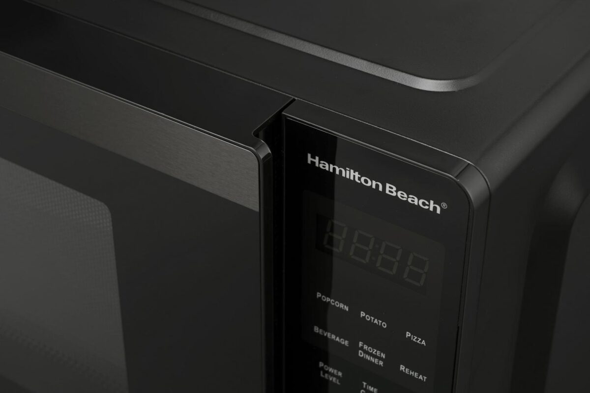 Hamilton Beach 0.9 Cu ft Countertop Microwave Oven, 900 Watts, Black Stainless Steel, New - Image 10