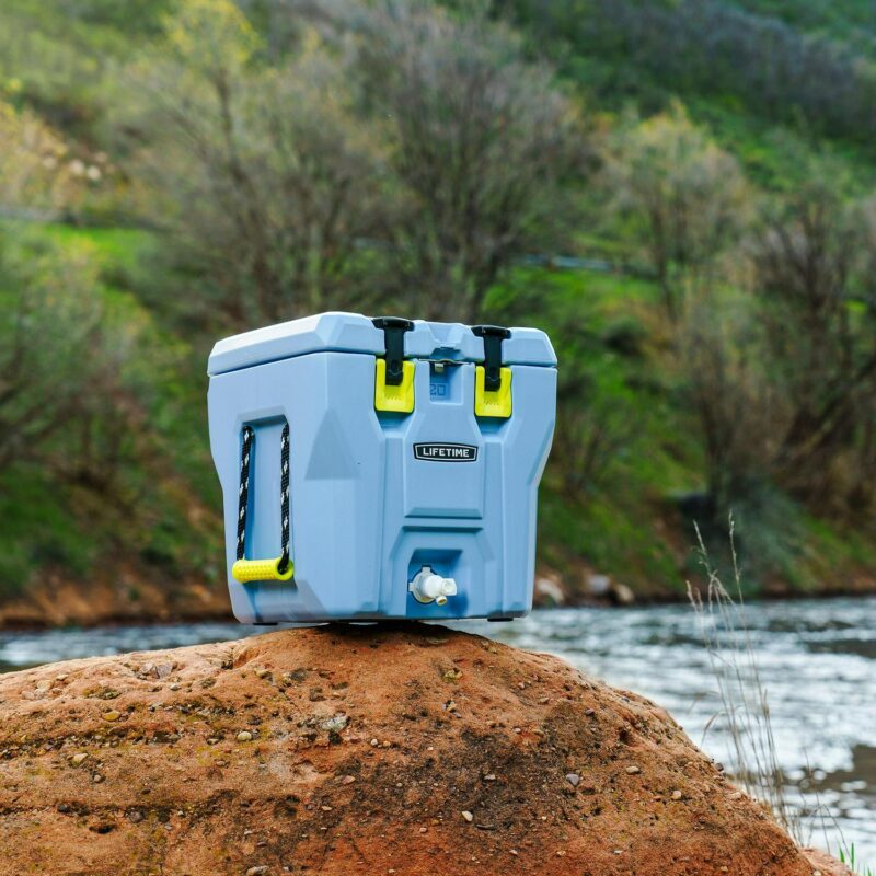 Lifetime New 5 Gal. Capacity Water Jug: Drink Cooler and Beverage Dispenser (91270) - Image 2
