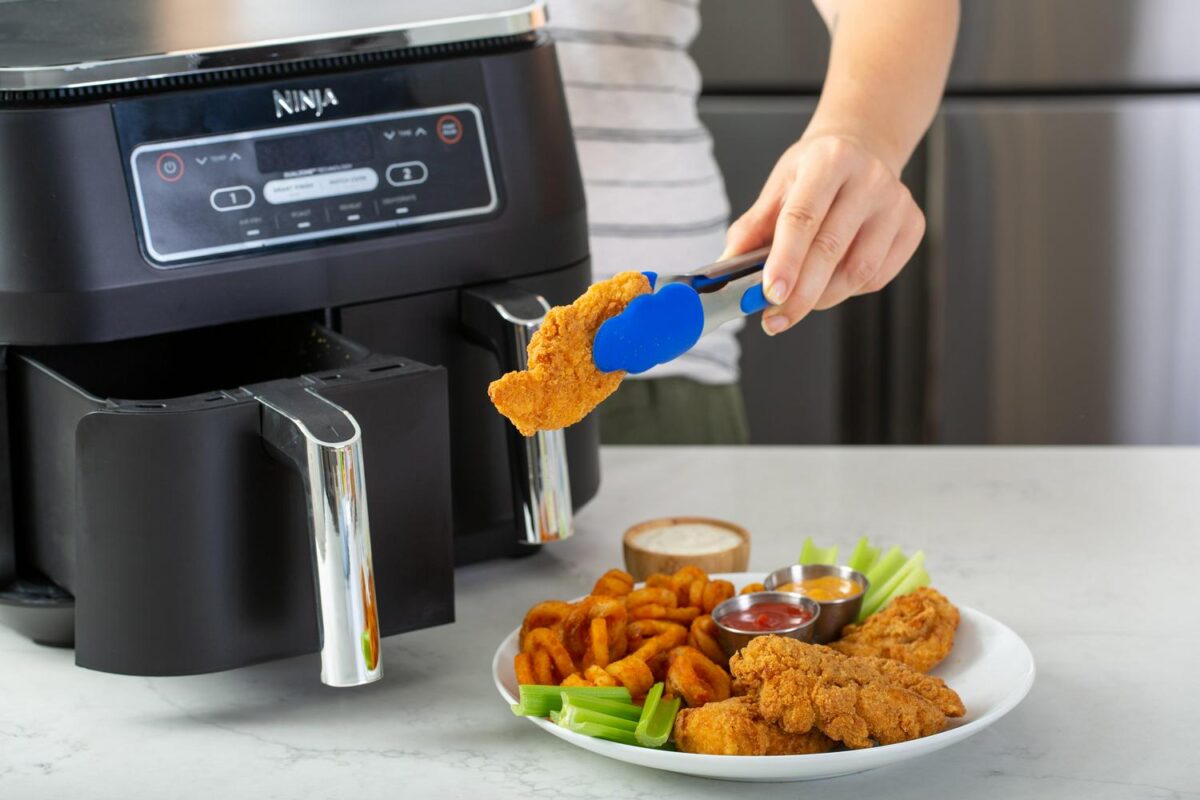 NinjaA FoodiA 4-in-1, 8-qt., 2-Basket Air Fryer with DualZonea c Technology - Image 14