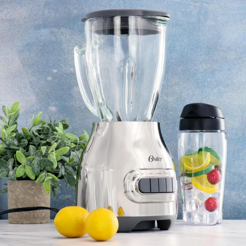 Oster 3-in-1 Kitchen System 700 Watt Blender with Blend-N-Go Cup in Chrome - Image 6