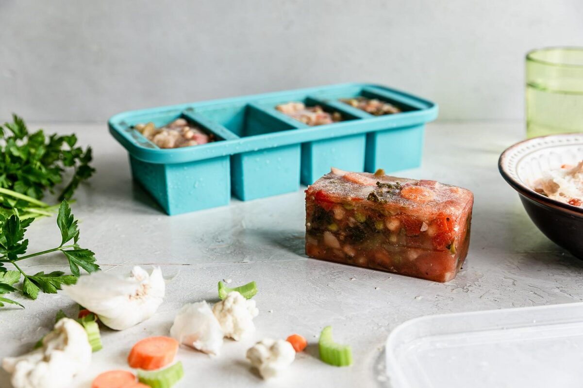 Souper Cubes Gift Set - Kitchen Essentials Set with 2 Tbsp, 1/2 Cup, 1 Cup, and 2 Cup Silicone Freezer Trays With Lids - Image 9