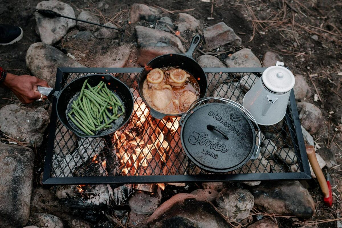 Stansport 6 Pieces Cast Iron Camping Mess Kits - Image 24