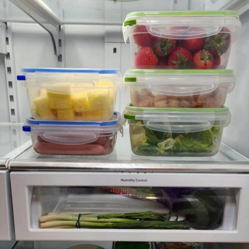 Sterilite 3.1 Cup Rectangular UltraSeal Food Storage Container, (18 Pack) - Image 3