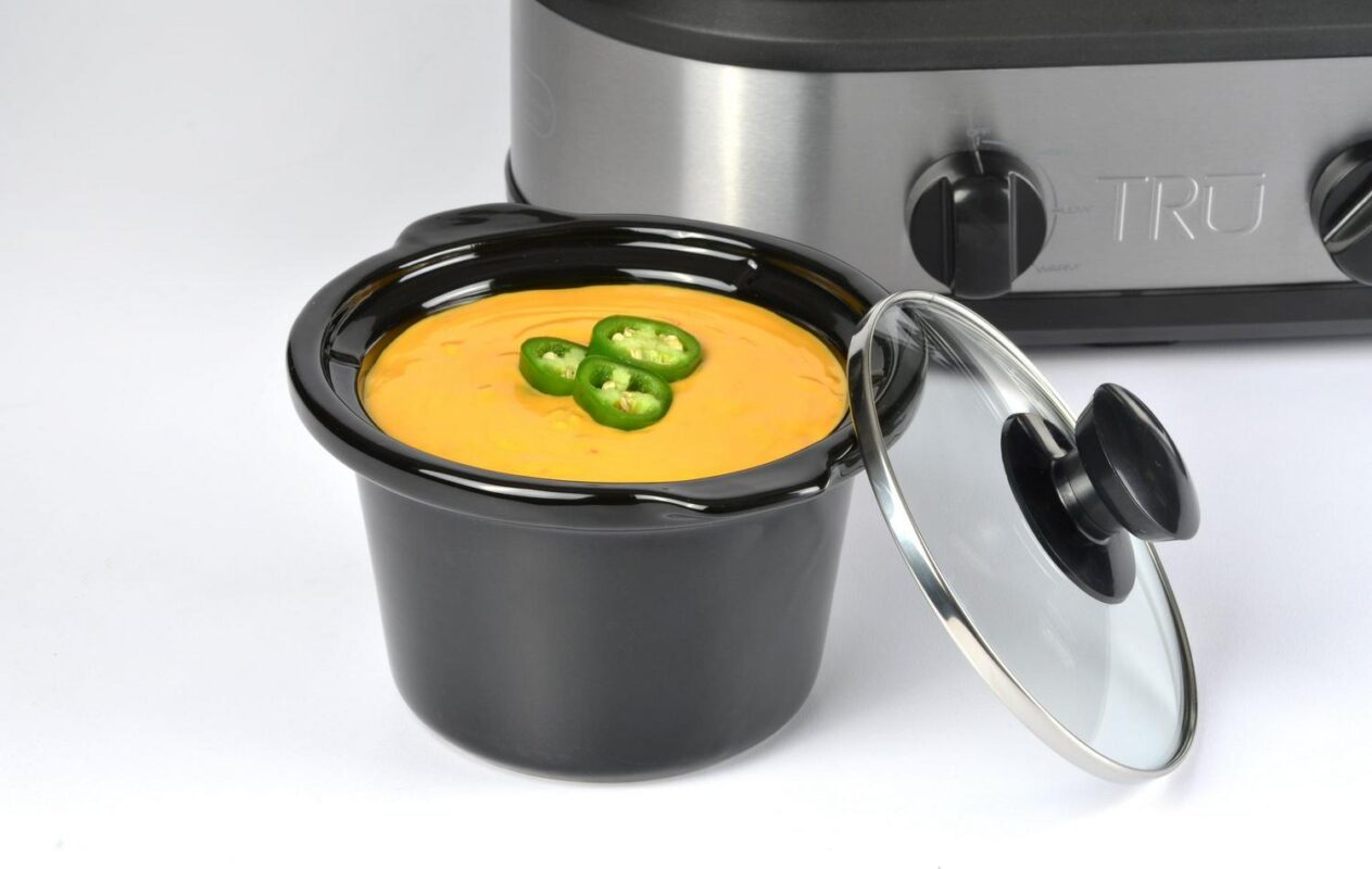 TRU Dual Crock Buffet Slow Cooker, New, Model: SC-2125 - Image 4