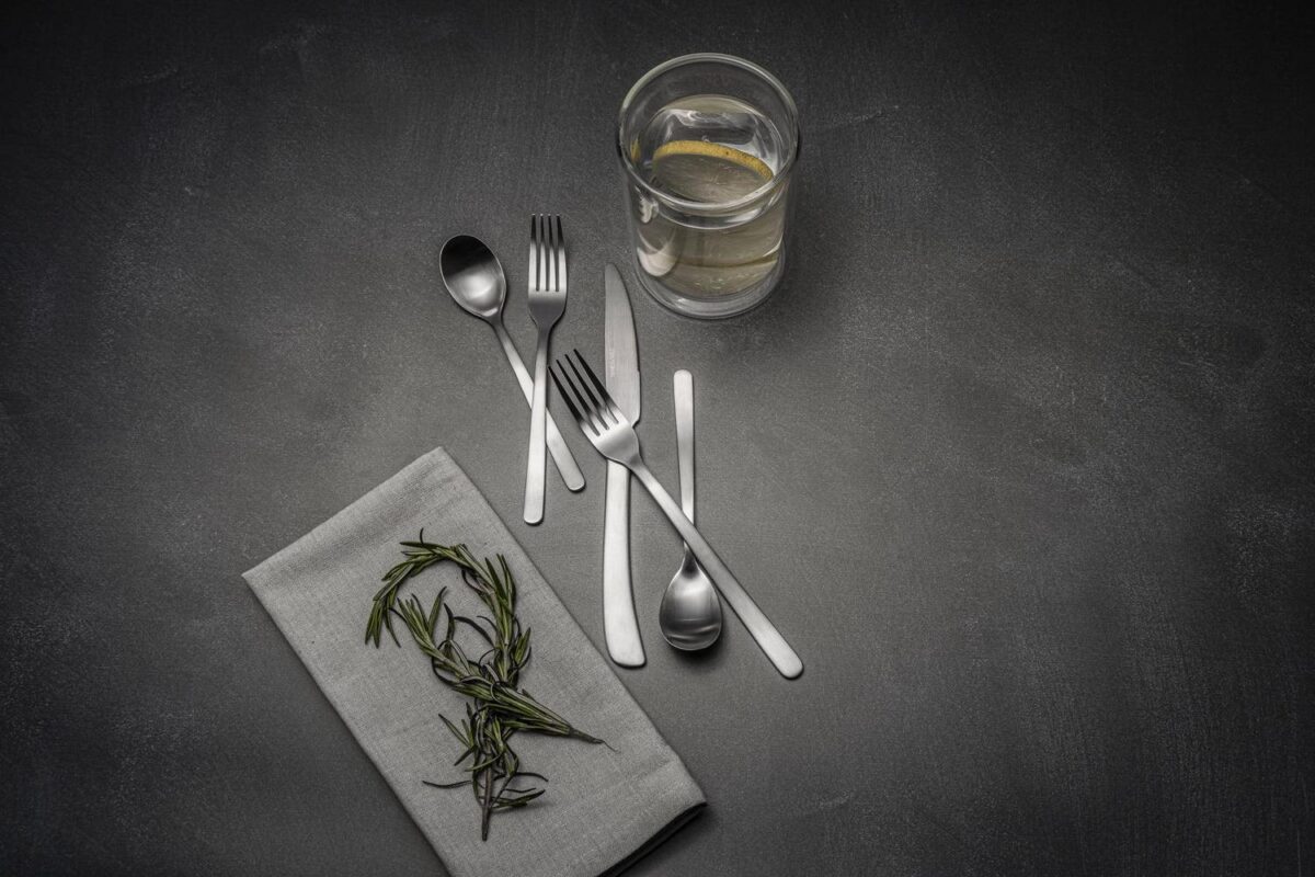 Thyme and Table 40-Piece Royal Stainless Steel Flatware Set, Stainless Steel - Image 5