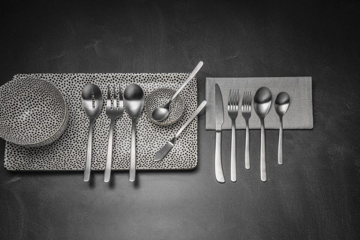 Thyme and Table 55-Piece Royal Stainless Steel Flatware and Hostess Set, Mirror - Image 4