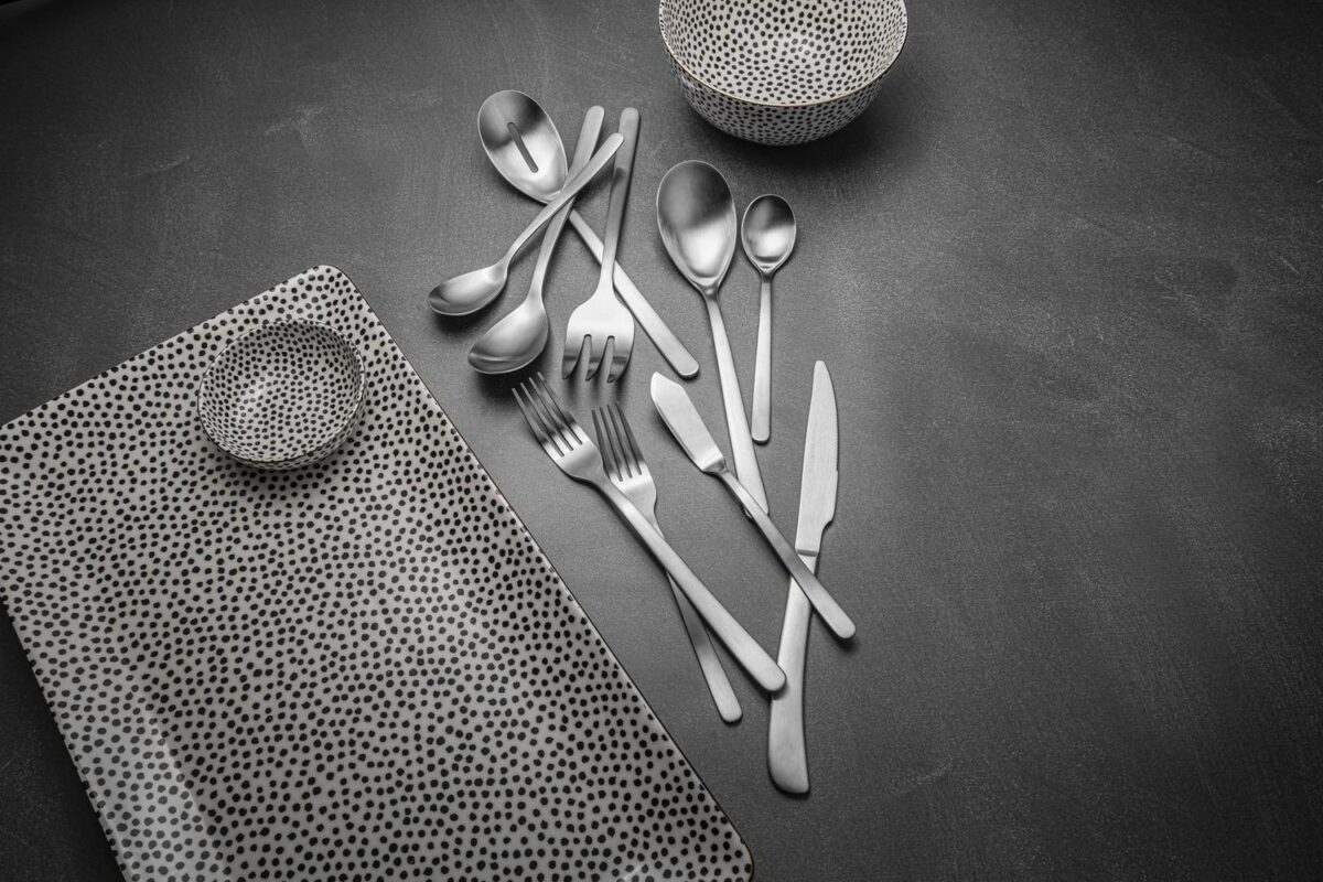 Thyme and Table 55-Piece Royal Stainless Steel Flatware and Hostess Set, Mirror - Image 5