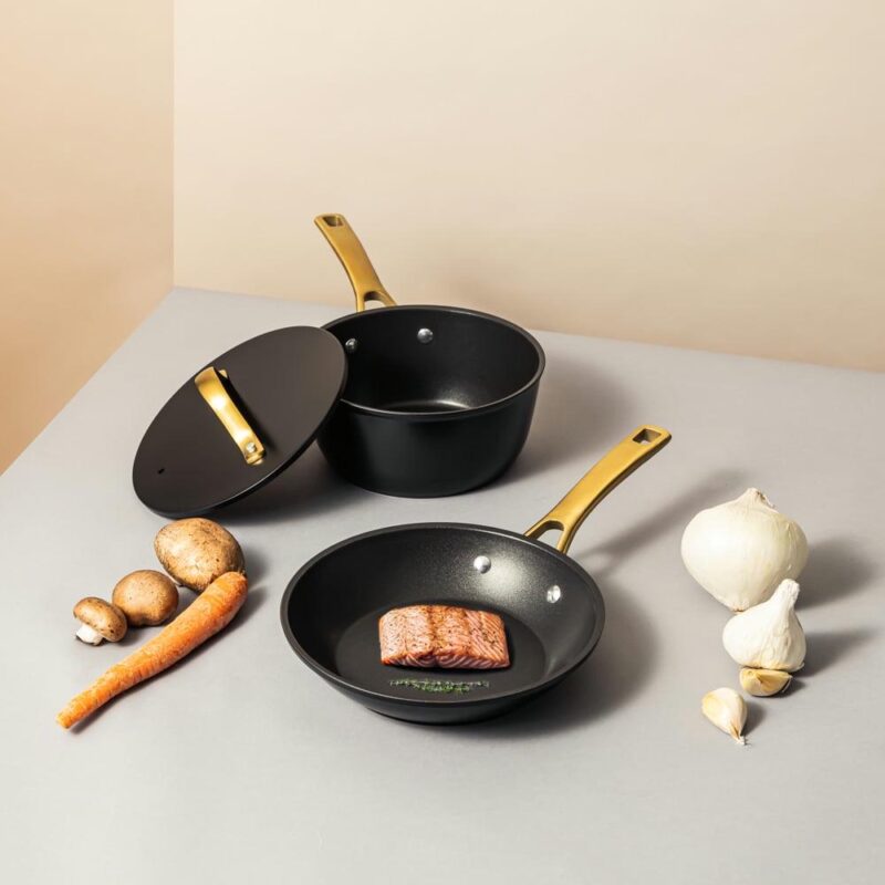 Thyme and Table Acadia 12-Piece Cookware Set Non-Stick - Black and Gold - Image 3