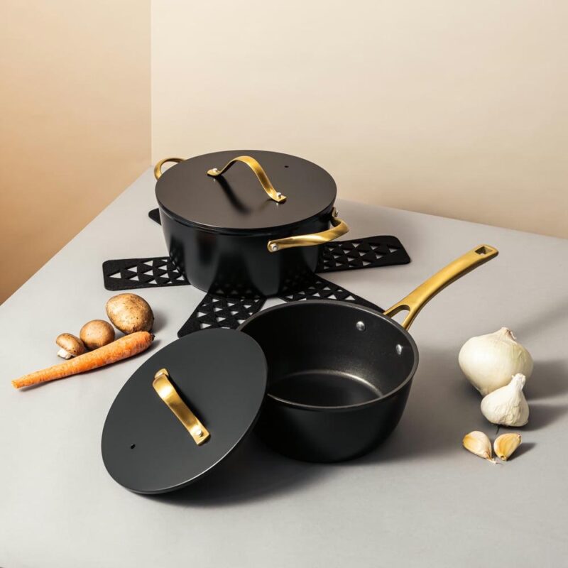 Thyme and Table Acadia 12-Piece Cookware Set Non-Stick - Black and Gold - Image 4