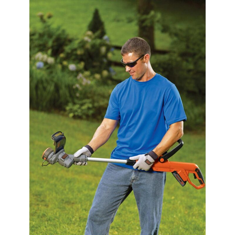 BLACK+DECKER 20-Volt Max* Lithium 12  String Trimmer and Edger with 2-Amp - Image 13