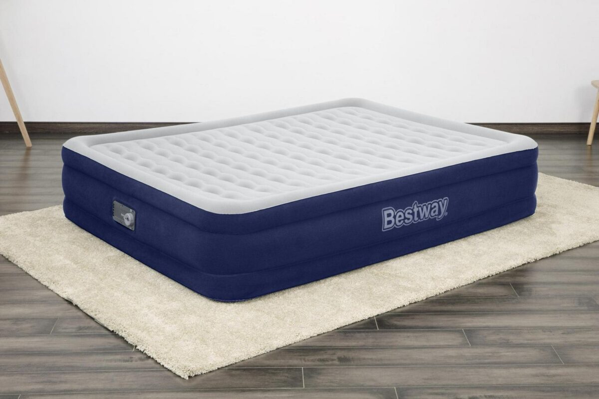 Bestway Tritech 15  Queen Air Mattress with Built-in Pump - Image 5