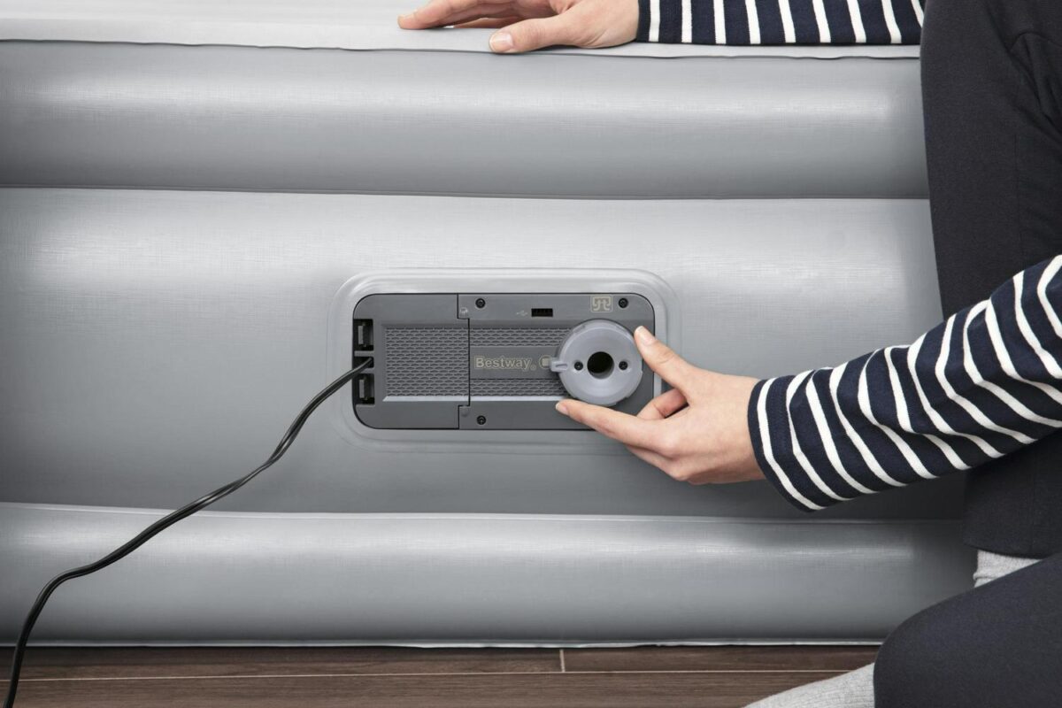Bestway Wingback 17  Queen Air Mattress with Built-in Pump - Image 10