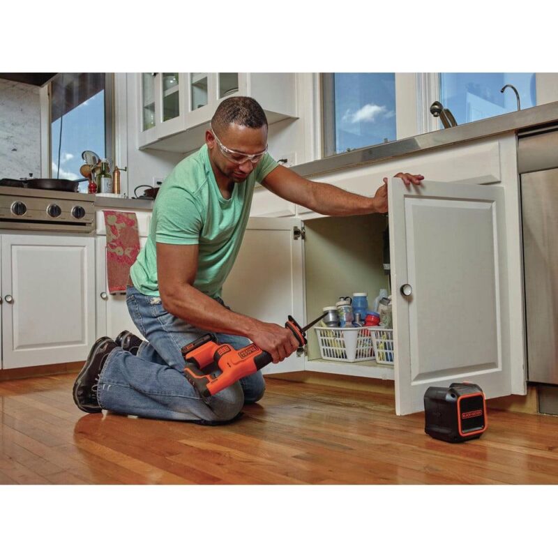 Black and Decker BDCR20C 20V MAX Brushed Lithium-Ion Cordless Reciprocating Saw Kit (1.5 Ah) - Image 9