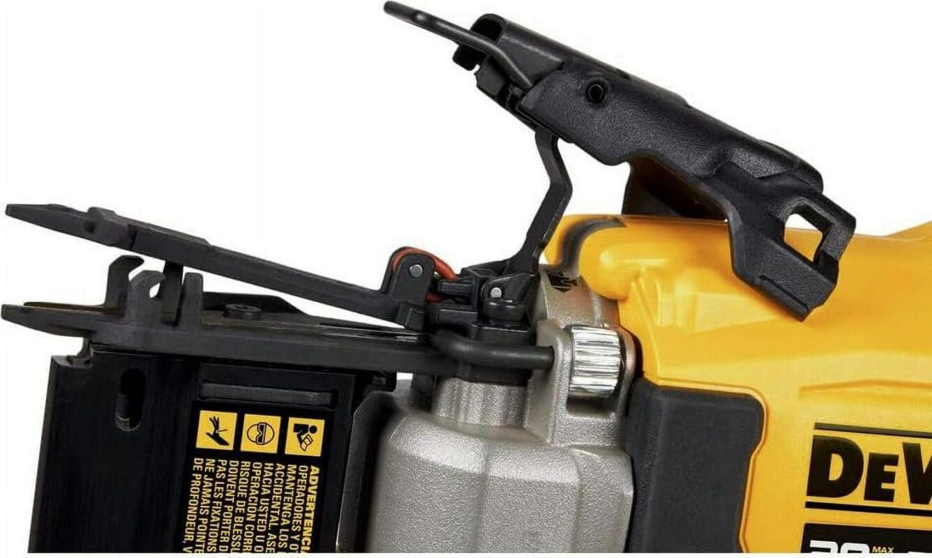 DEWALT ATOMIC Compact Seriesa c 20V MAX* Brushless Cordless 23 Ga. Pin Nailer (Tool Only) (DCN623B) - Image 8