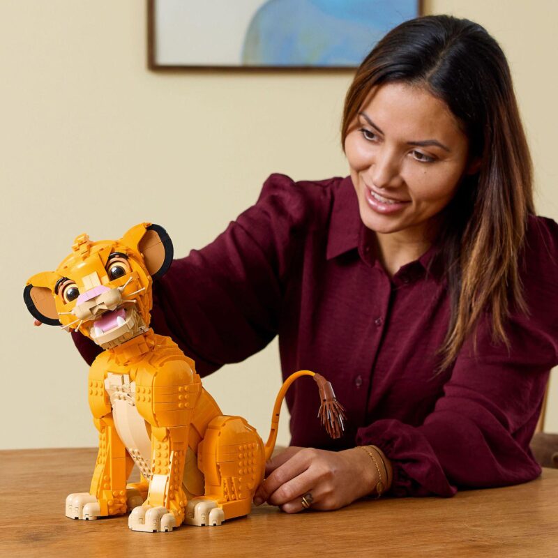 Disney's The Lion King LEGO Young Simba the Lion King 43247 Building Kit (1445 pieces) - Image 4