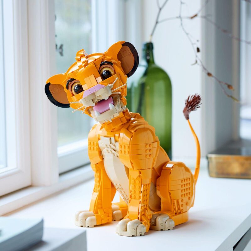 Disney's The Lion King LEGO Young Simba the Lion King 43247 Building Kit (1445 pieces) - Image 6