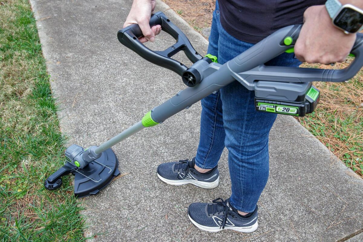 Genesis 20V 12  Cordless String Trimmer , Edger with 2.0Ah Battery and Quick Charger - Image 2