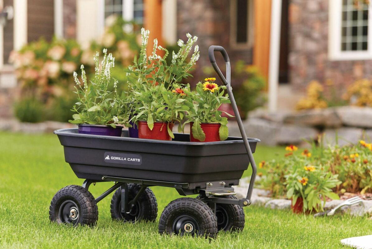 Gorilla Carts GOR4PS 600-lb. Poly Garden Dump Cart with 10  Tires - Image 5