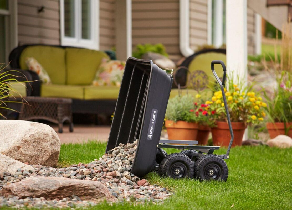 Gorilla Carts GOR4PS 600-lb. Poly Garden Dump Cart with 10  Tires - Image 4