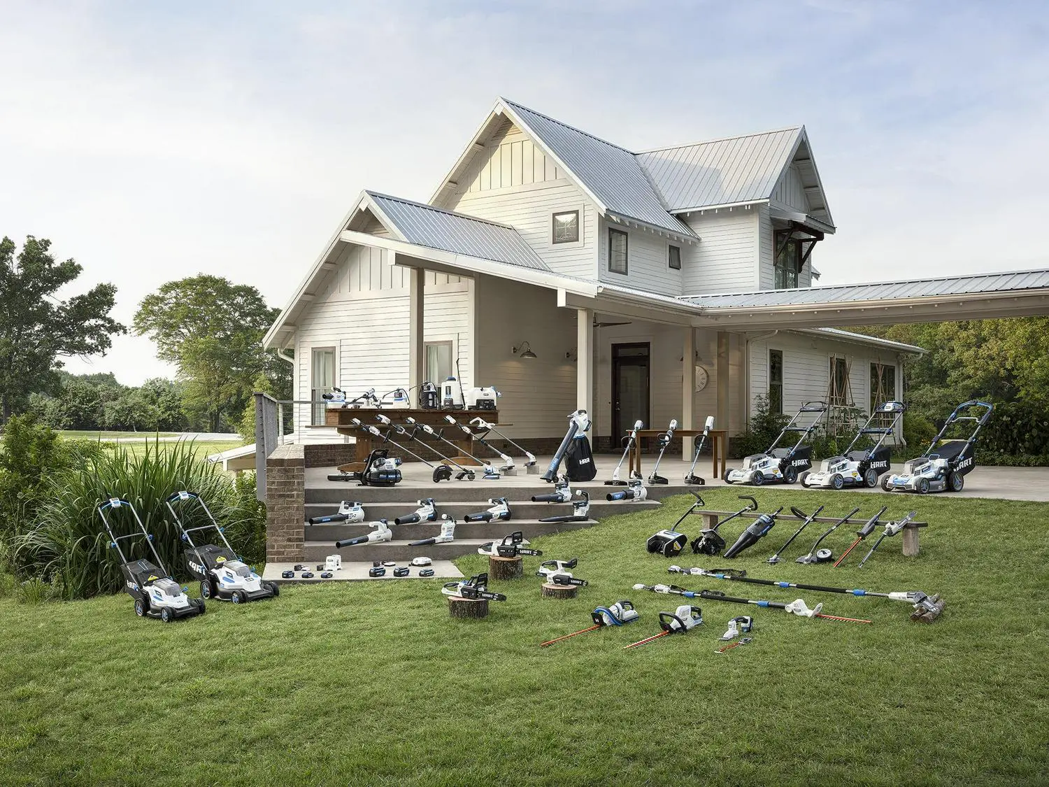 HART 20 Volt 13 Cordless Trimmer and Blower Combo Kit 8 HART 20 Volt 13  Cordless Trimmer and Blower Combo Kit - Image 8