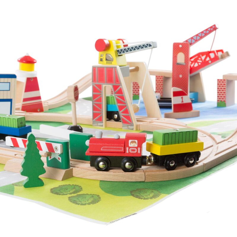 Hey! Play! Wooden Train Set with Play Mat - Image 3