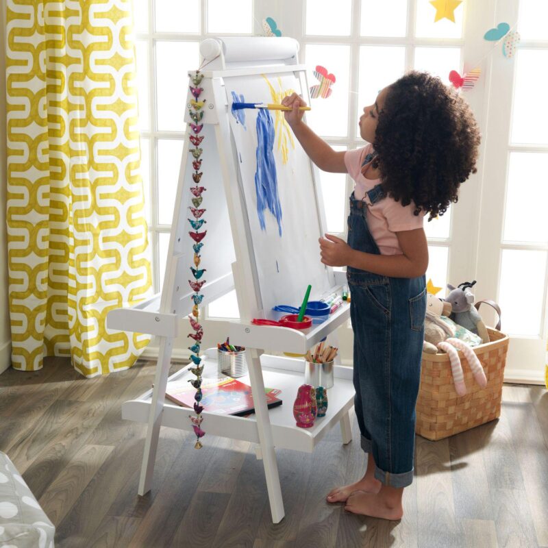 KidKraft Deluxe Wood Easel - Image 3