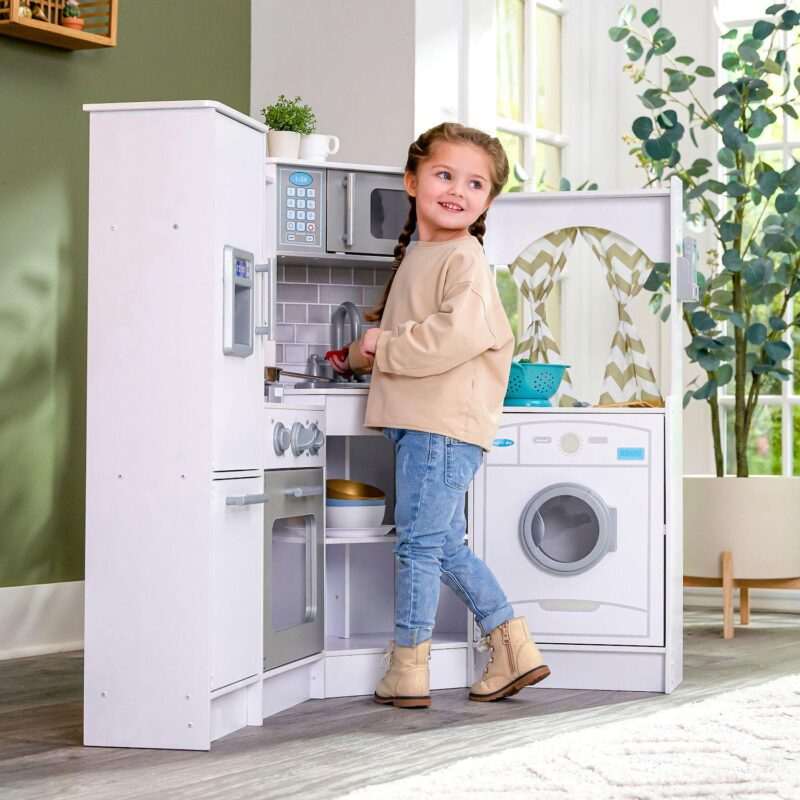 KidKraft Ultimate Corner Play Kitchen - Image 5