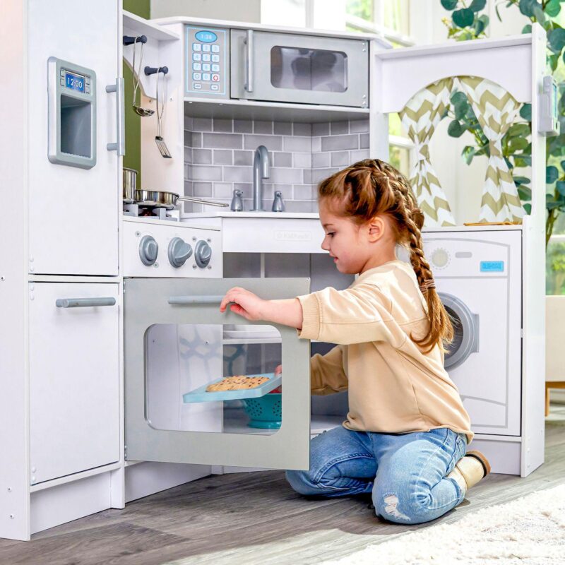 KidKraft Ultimate Corner Play Kitchen - Image 4