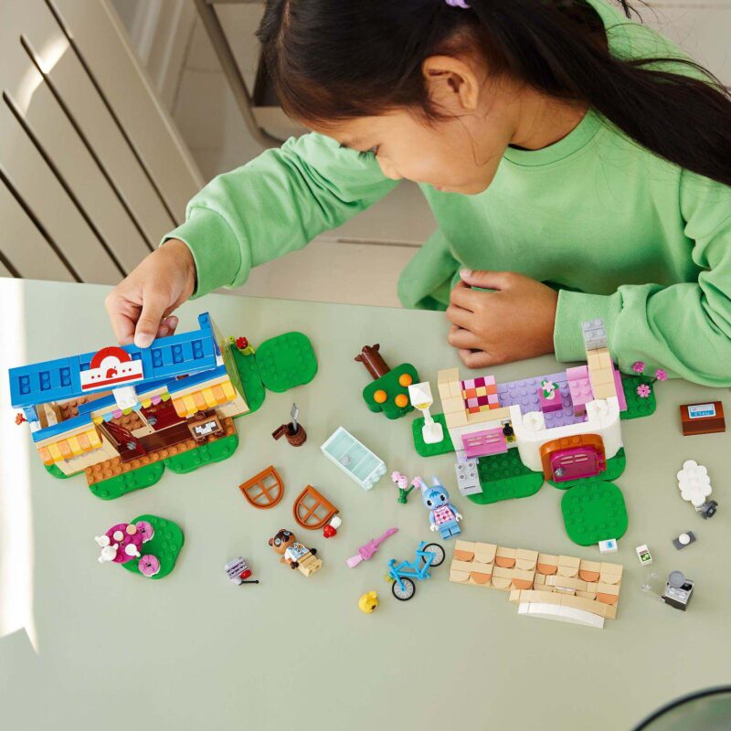 LEGO Animal Crossing Nook's Cranny and Rosies House 77050 Building Kit (535 Pieces) - Image 3