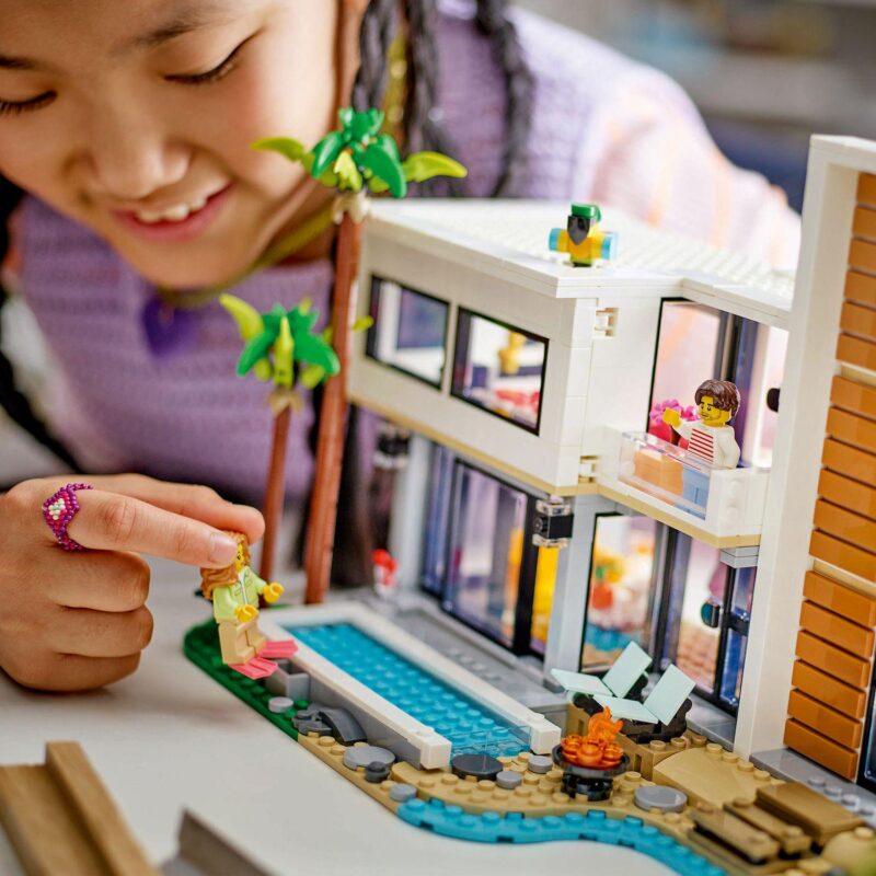 LEGO Creator 3-in-1 Modern House 31153 Building Kit (939 pieces) - Image 6