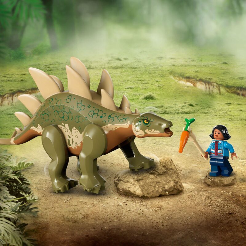 LEGO Jurassic World Dinosaur Missions: Stegosaurus Discovery 76965 Building Kit (420 pieces) - Image 3