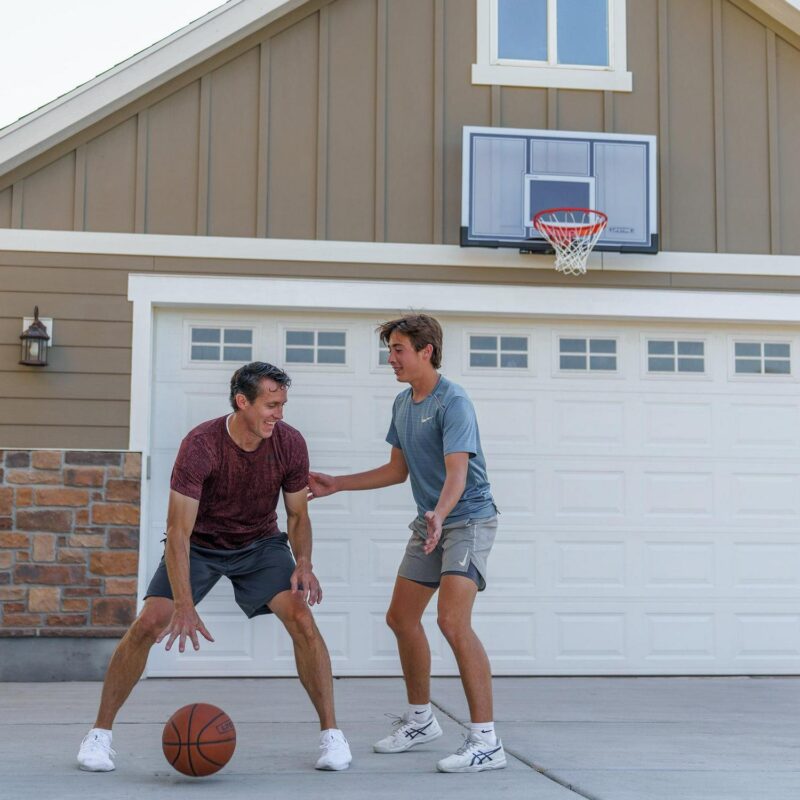 Lifetime New Basketball Indoor/Outdoor Backboard and Rim Combo Kit (54-inch Polycarbonate) - 71526 - Image 10