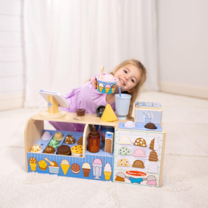 Melissa and Doug Wooden Cool Scoops Ice Creamery - Image 4