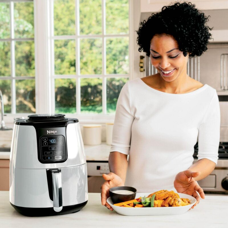 Ninja 4 qt Air Fryer, White - Dishwasher Safe - Image 2