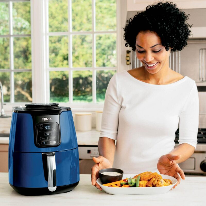 Ninja 4 qt Air Fryer, Navy - Dishwasher Safe - Image 4