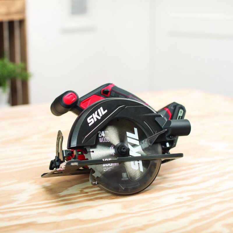 SKIL CR540602 20V 6-1/2'' Cordless Circular Saw Kit with 2.0Ah Lithium Battery and Charger - Image 4