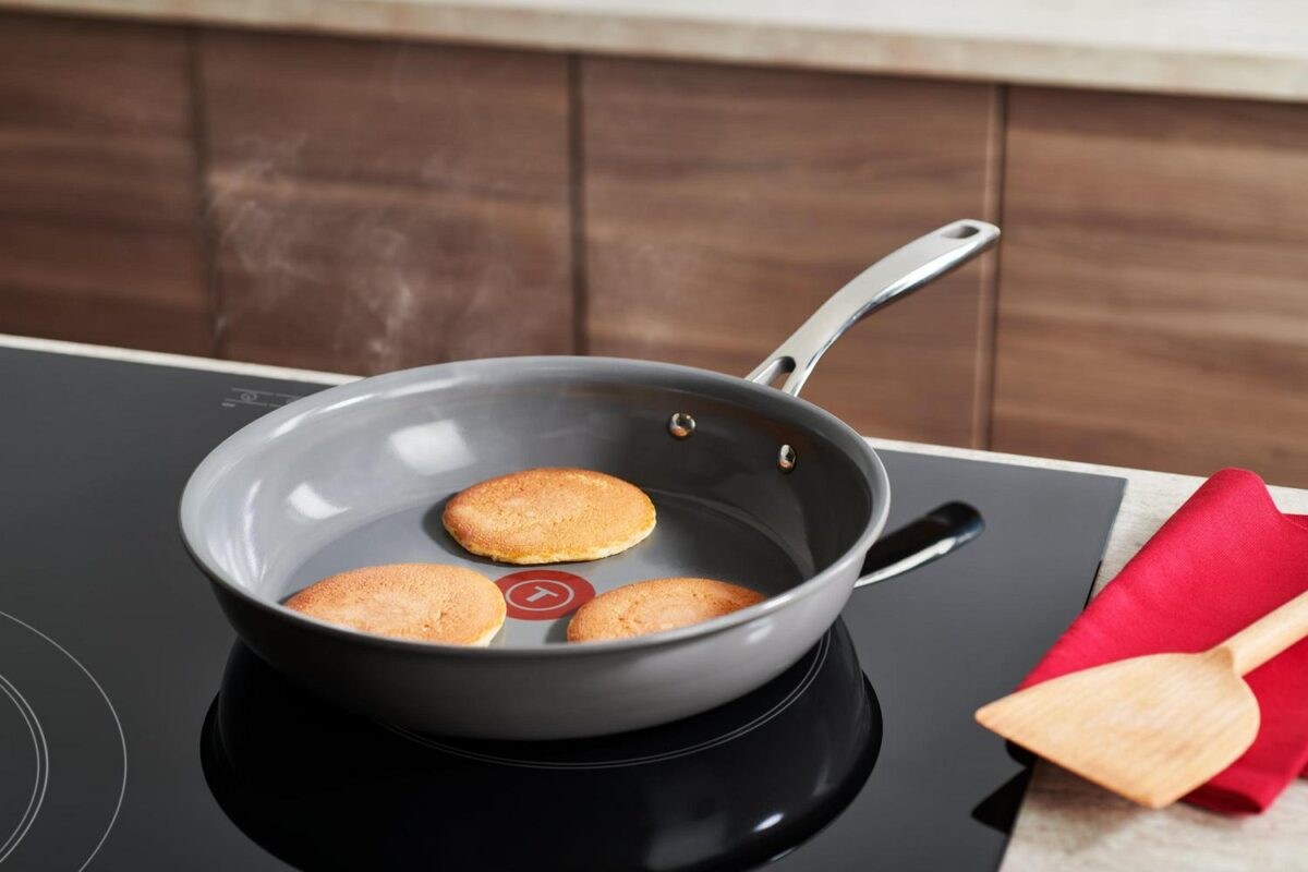 T-fal Ceramic Excellence Nonstick, Cookware Set, 10 Piece, Pots and Pans, Grey - Image 4