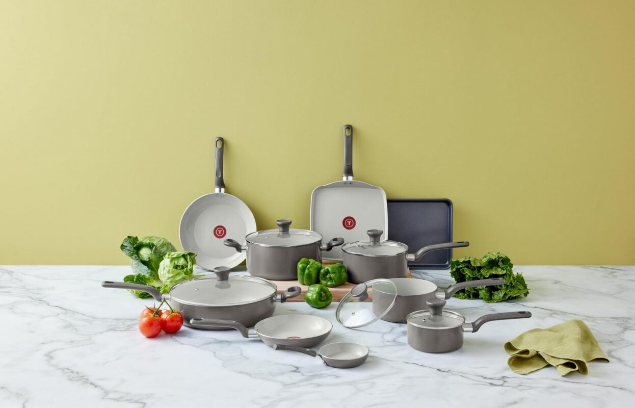 T-fal Easy Care Ceramic, 20 Piece Pots and Pans Cookware Set, Stone Grey - Image 9
