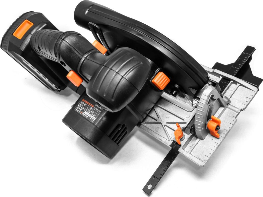 WEN 20V Max 6.5-Inch Cordless Circular Saw with 4.0 Ah Lithium-Ion Battery and Charger - Image 6