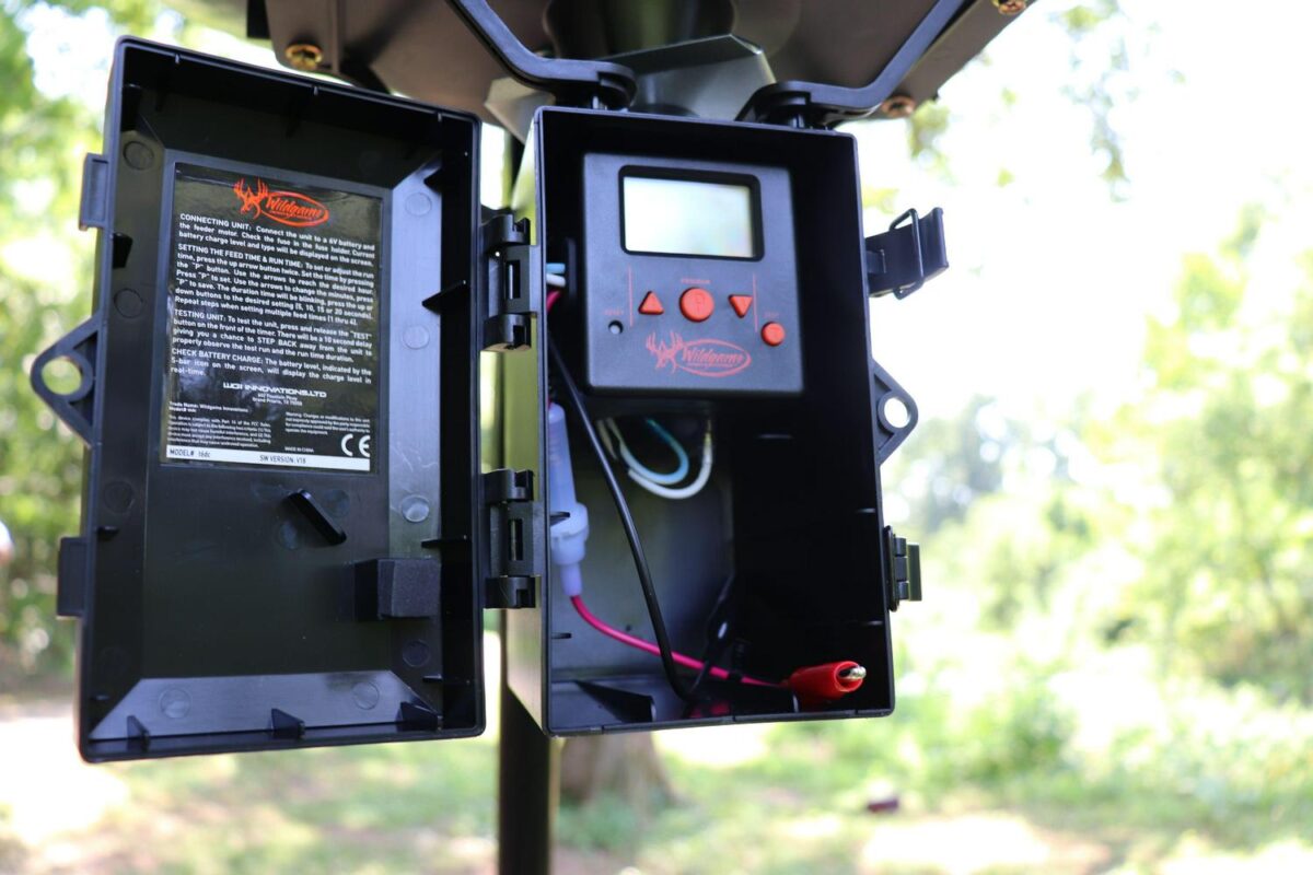 Wildgame Innovations Sports and Outdoors Automatic Quick Set Spin-Cast Wildlife Feeder, 30 Gallon - Image 6