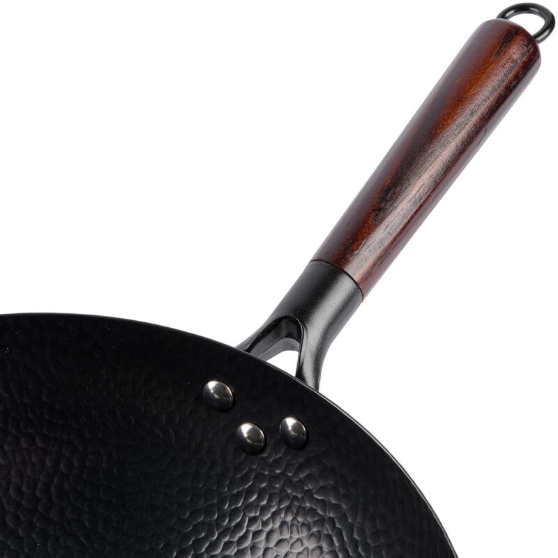 13 Inch Carbon Steel Nonstick Hammered Wok with Wood Handle in Black - Image 4