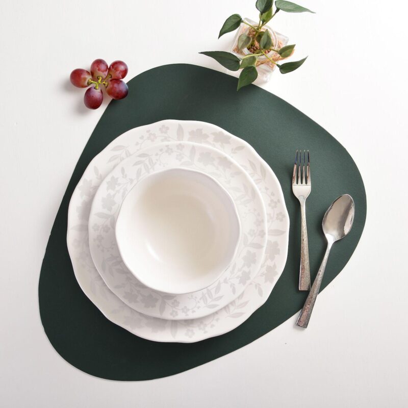 222 Fifth Refreshed Floral Porcelain 12-piece Dinnerware Set - Image 2