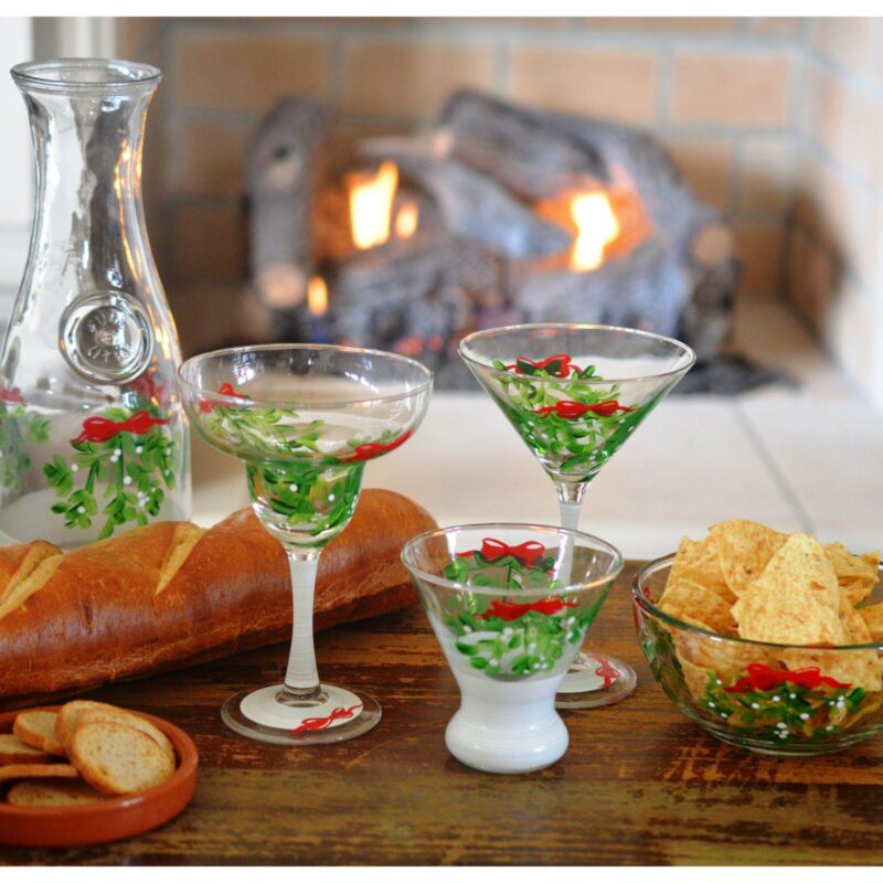 6.7 Mistletoe Love Martini Set of 2 - Image 2