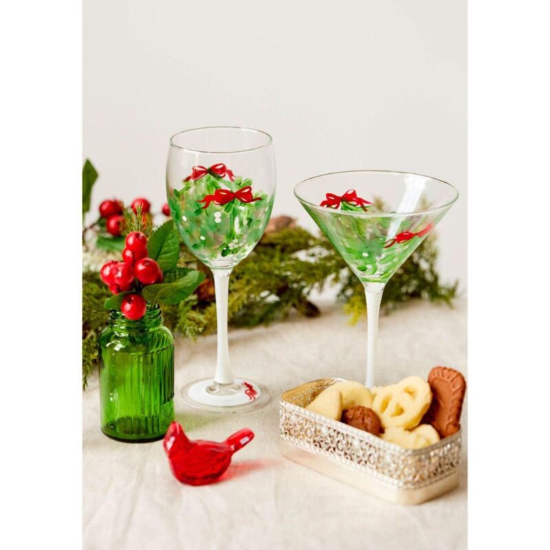 6.7 Mistletoe Love Martini Set of 2 - Image 4