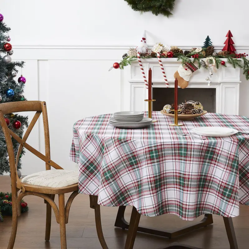 Avanti Holiday Plaid Tablecloth - Image 3